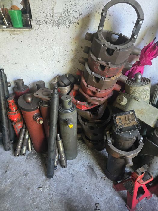 Sprzedam silowniki hydrauliczne wywrotu jednostronnego działania