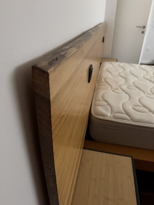 Quarto completo em madeira