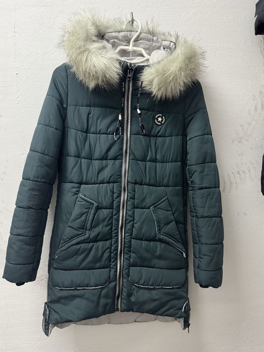Продам куртку зимову