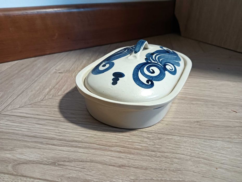 Pojemnik ceramiczny z pokrywką na masło ser malowany