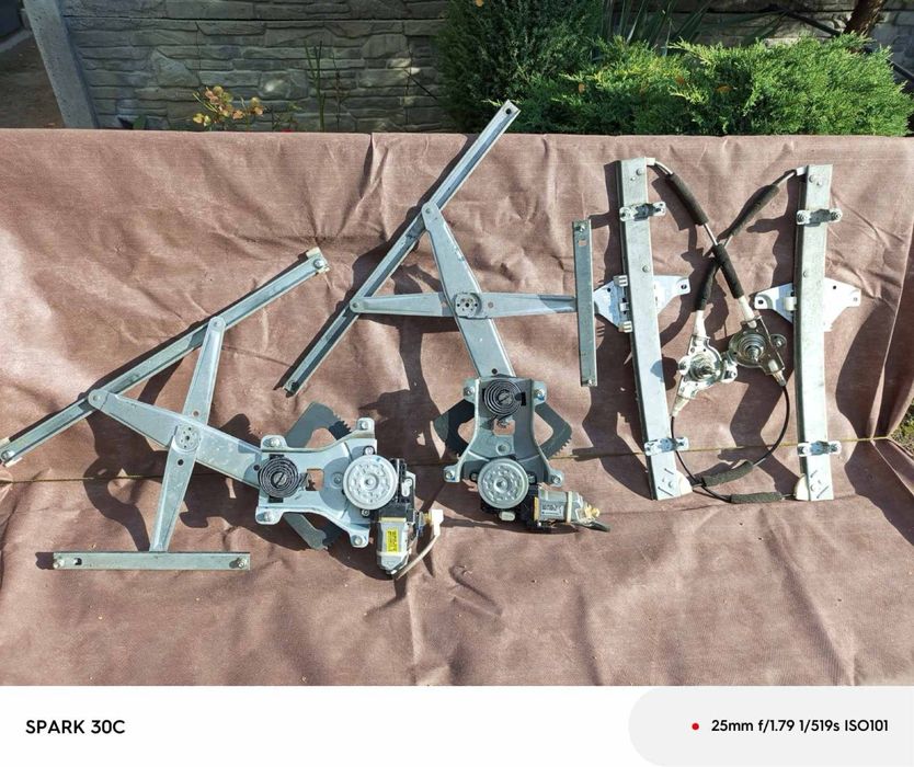 Продам  правы передний электростеклоподъёмник  на Шевролет Авео Т250