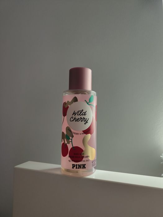 Mgiełka Victoria's Secret Wild Cherry