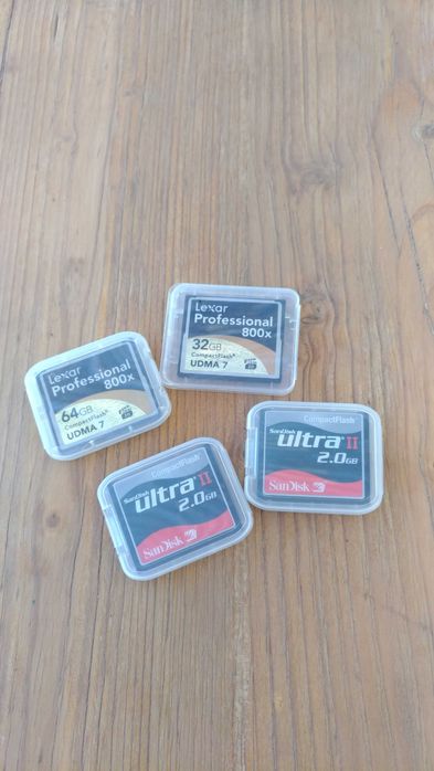 Quatro Cartões CompactFlash