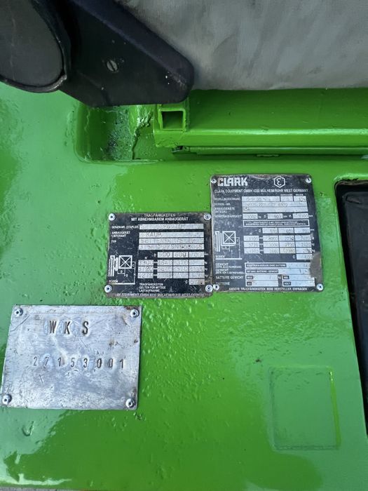 Wózek widłowy CLARK