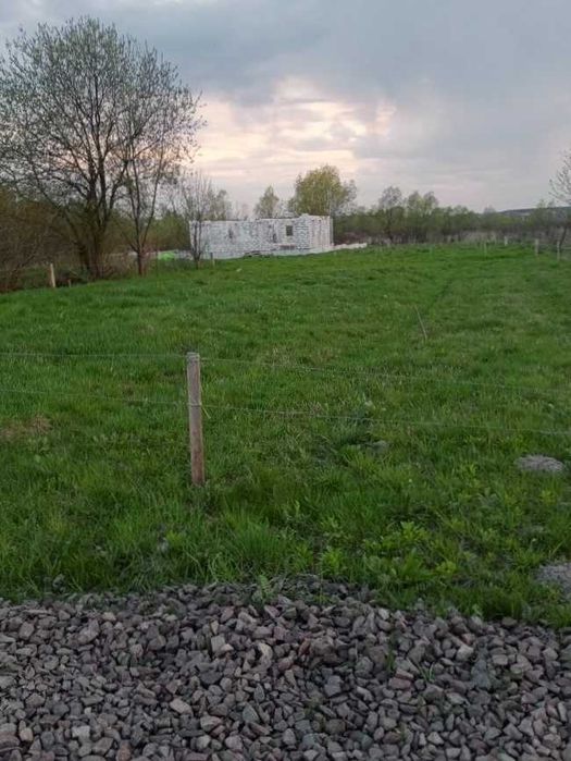 Продаж земельної ділянки в с. Зимна Вода (Білогорща)