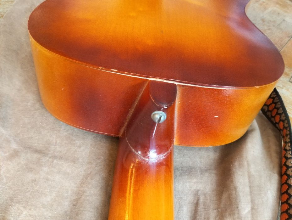 Продається гітара