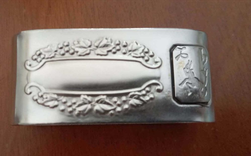 Argola de guardanapo, como nova