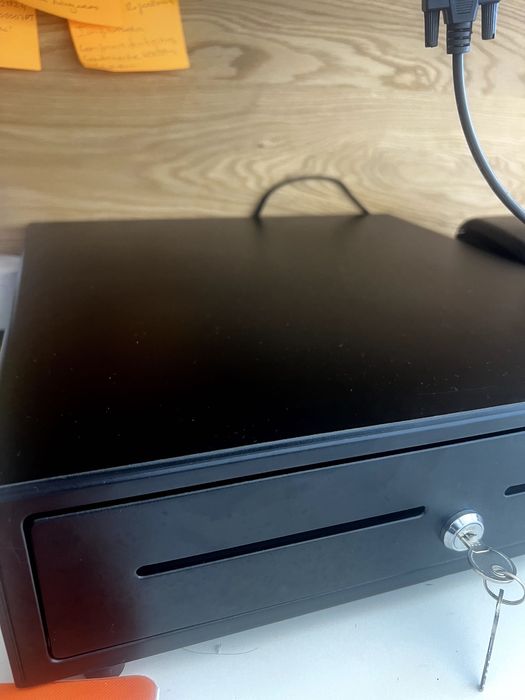 Máquina Registradora para Lojas: Monitor, impressora e gaveta!