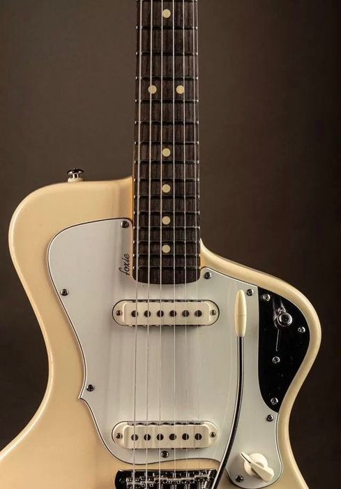 Gitara Foxie Boutique od Kosilov Guitars