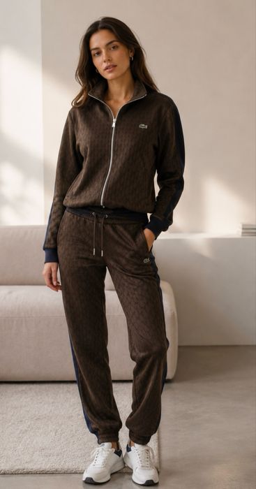 Спортивный костюм унисекс от бренда бренда Lacoste из коллекции Paris
