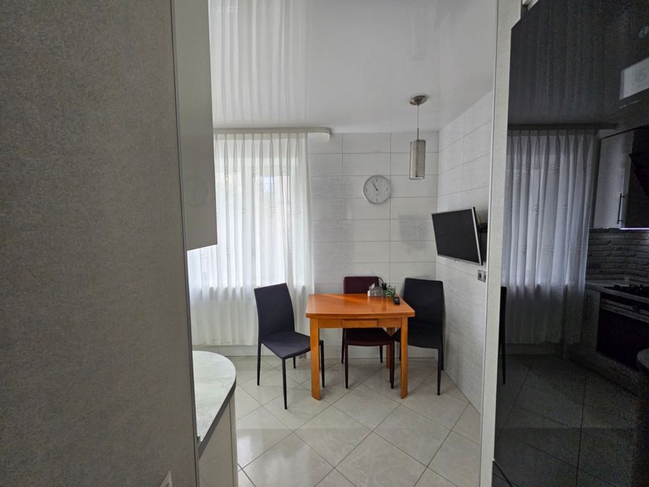 Продам велику 1к квартиру на Гоголя 10А