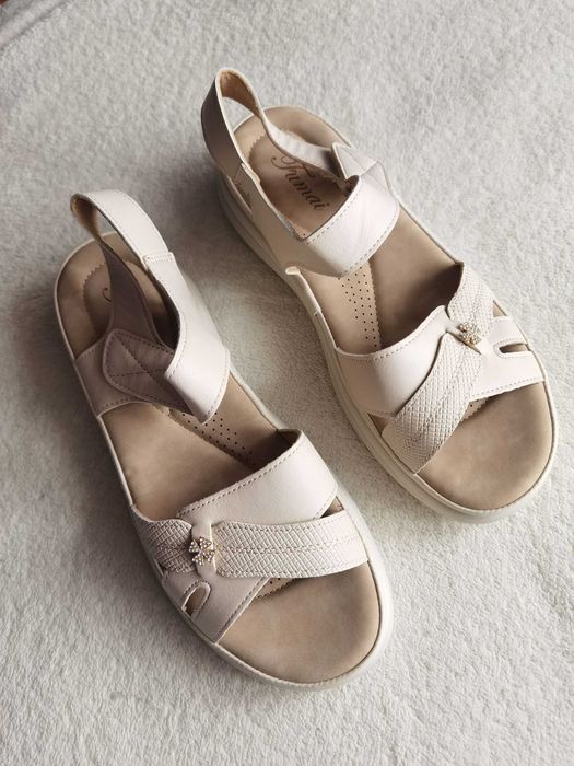 Sandały Fumai - beżowe, rozmiar 39