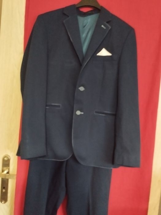 Garnitur granatowy Bruno Zinger