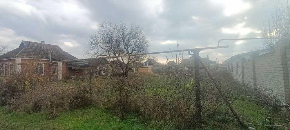 Продам дом пгт. Илльича