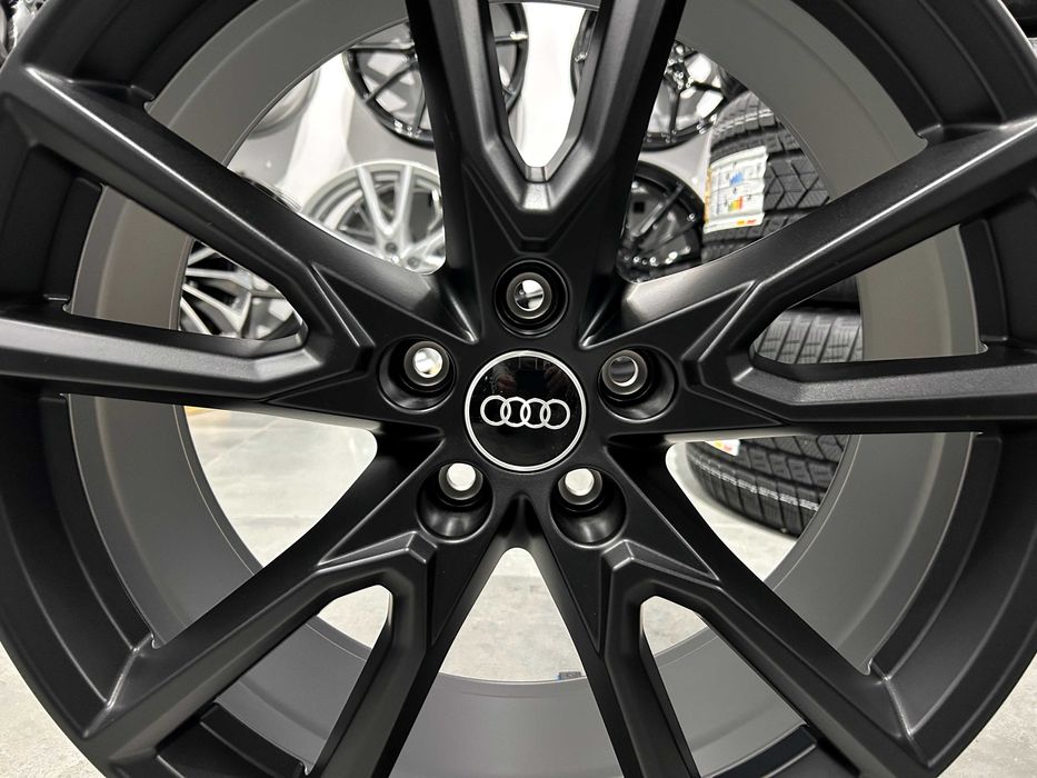 Oryginalne felgi aluminiowe 20 5x112 ET39 Audi Q5 A4 A6 80A071490A