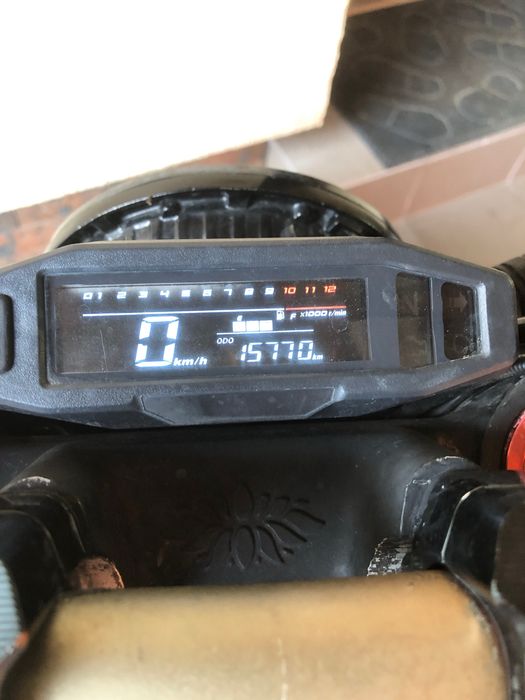 Geon  Skrambler 250 Silver