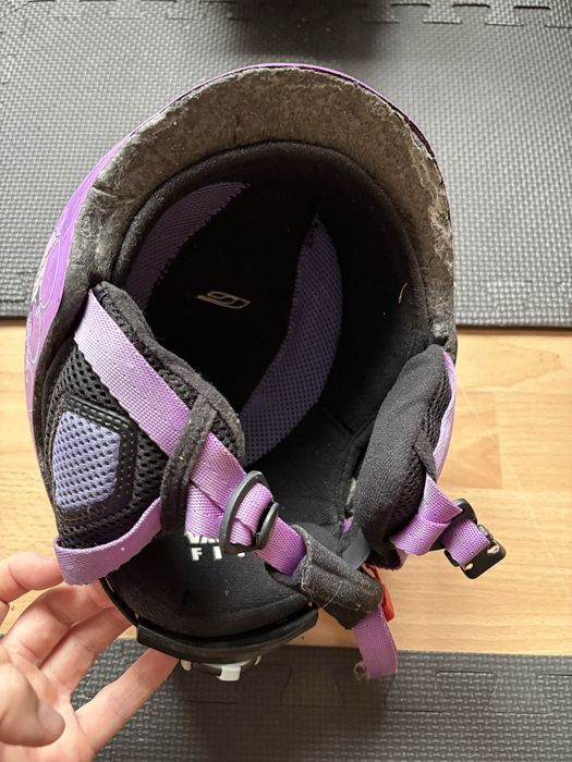 Kask narciarski dla dziewczynki