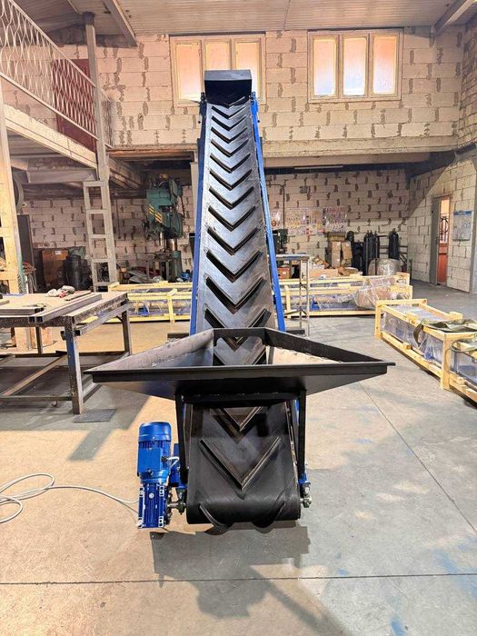 Погрузчик ленточный конвейер, стрічковий для завантаження барж,вагонів