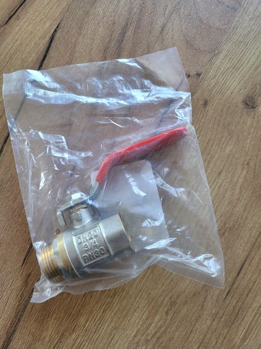 Zawór kulowy nowy mosiądz 3/4