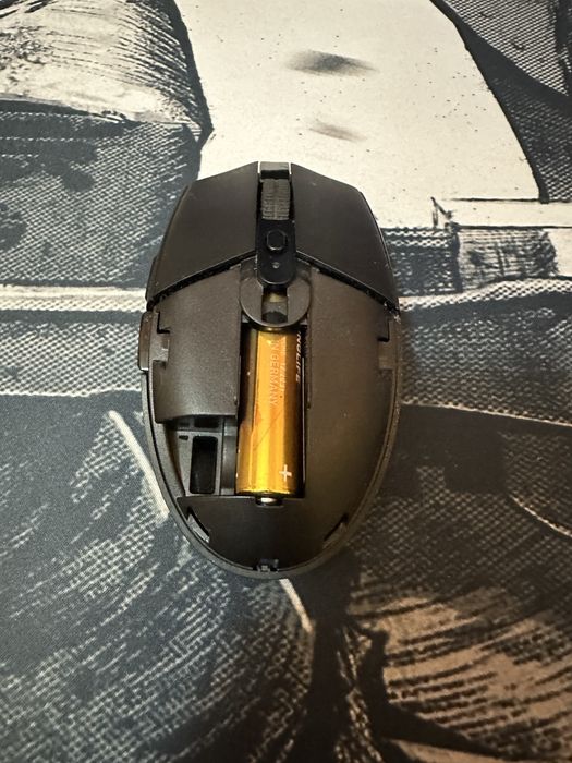 Мишка Logitech g305