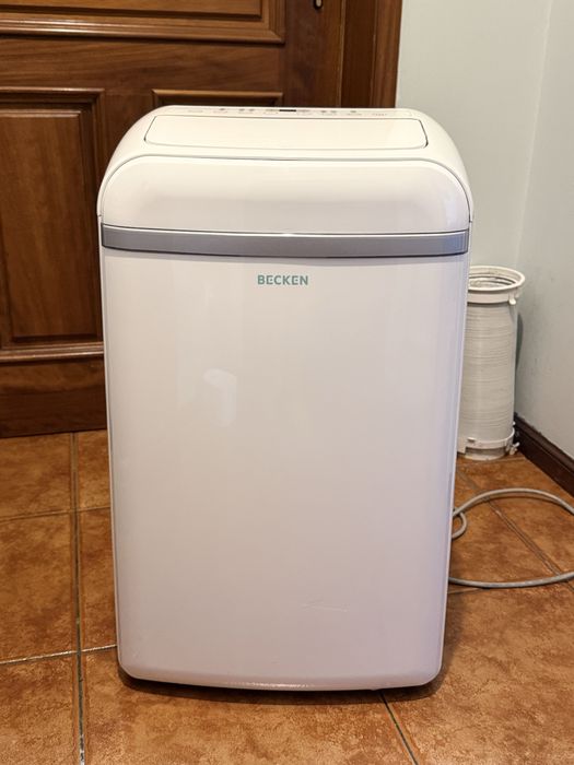 Ar Condicionado Portátil Becken 12000 BTU – Excelente Estado