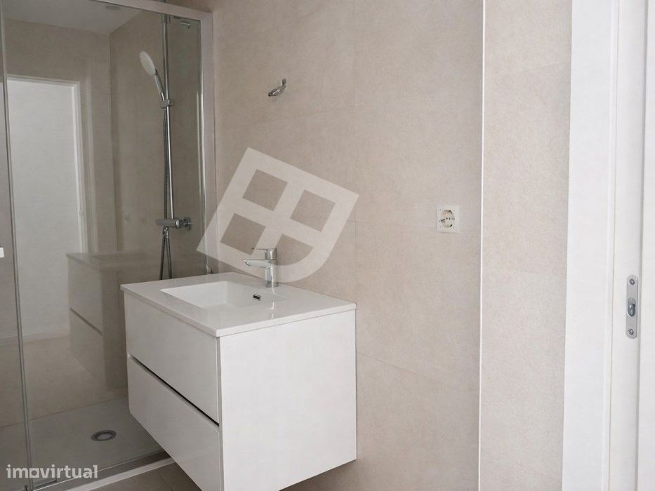 Apartamento T3 c/ Terraço - Pronto Habitar | Esgueira