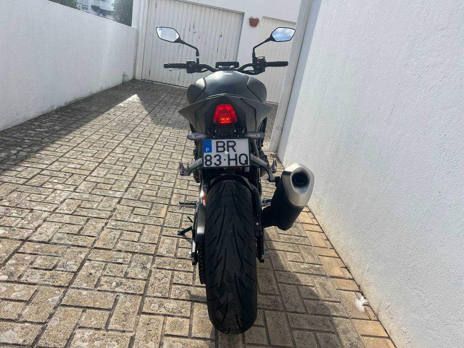 Honda CB1000 Hornet SP (157cv) – Como Nova (4.300 km) – Garantia Honda