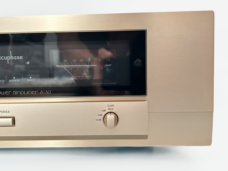 Accuphase A 30 końcówka mocy klasa A stan idealny