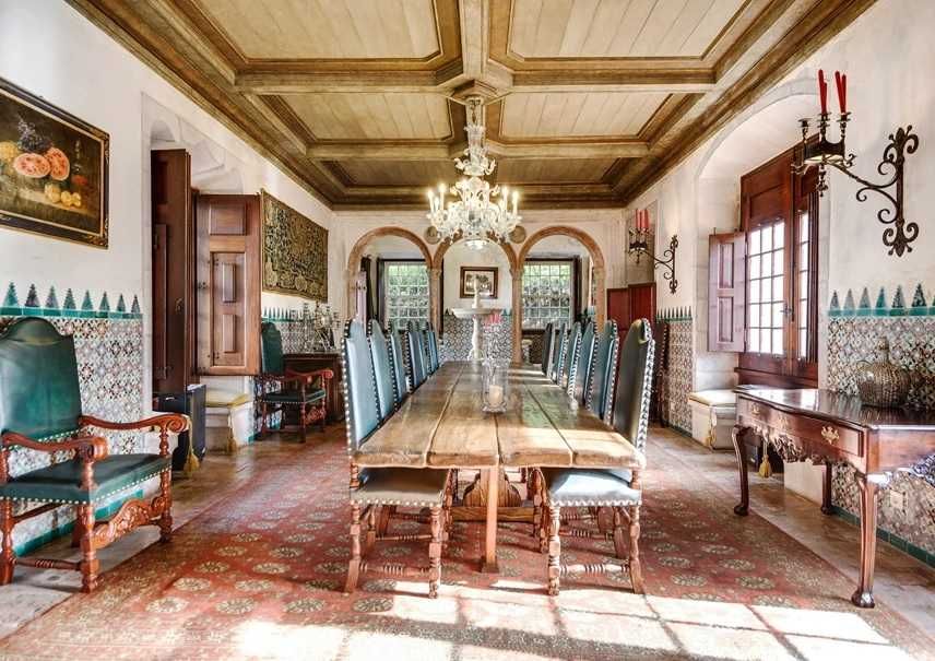 Recolha de mobília antiga/recheios (casas senhorias, palacetes, etc)