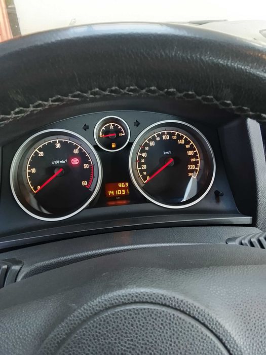 Vende-se Opel Zafira 1.7cdti de2008