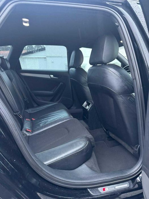 Audi A4 2.0 TDI S-line