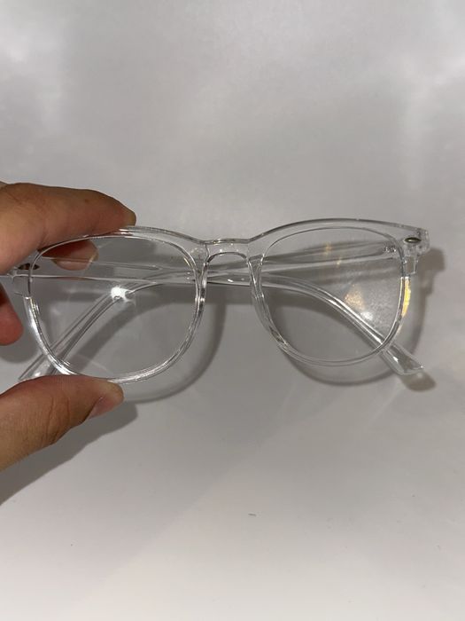 Oculos transparentes