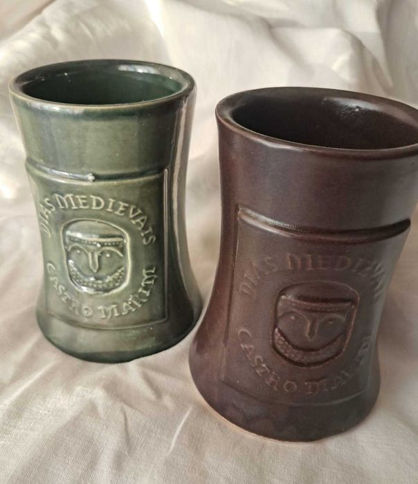 Copos de Barro de Festivais Medievais Vintage