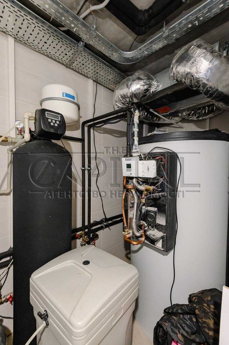 Продаж / Будинок / 270 м2 / вул. Козацька / Голосіївський район