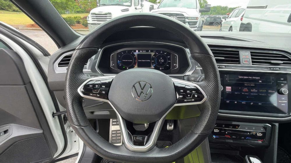 Volkswagen Tiguan SEL R-Line 4Motion      2024