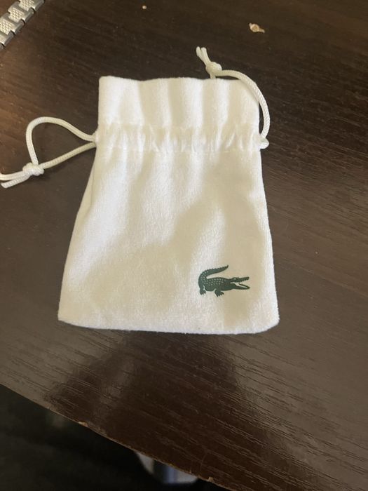 Браслет LACOSTE вдівав один раз