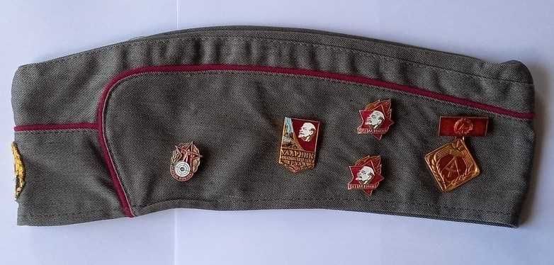 Wojskowa furażerka  DDR