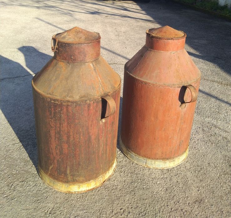 Potes de azeite antigos