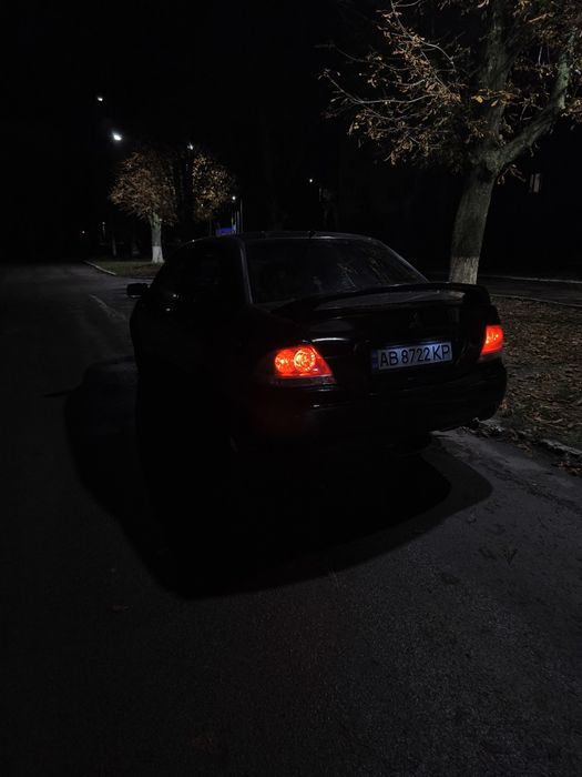 Продам лансер 2.0! в доброму стані!