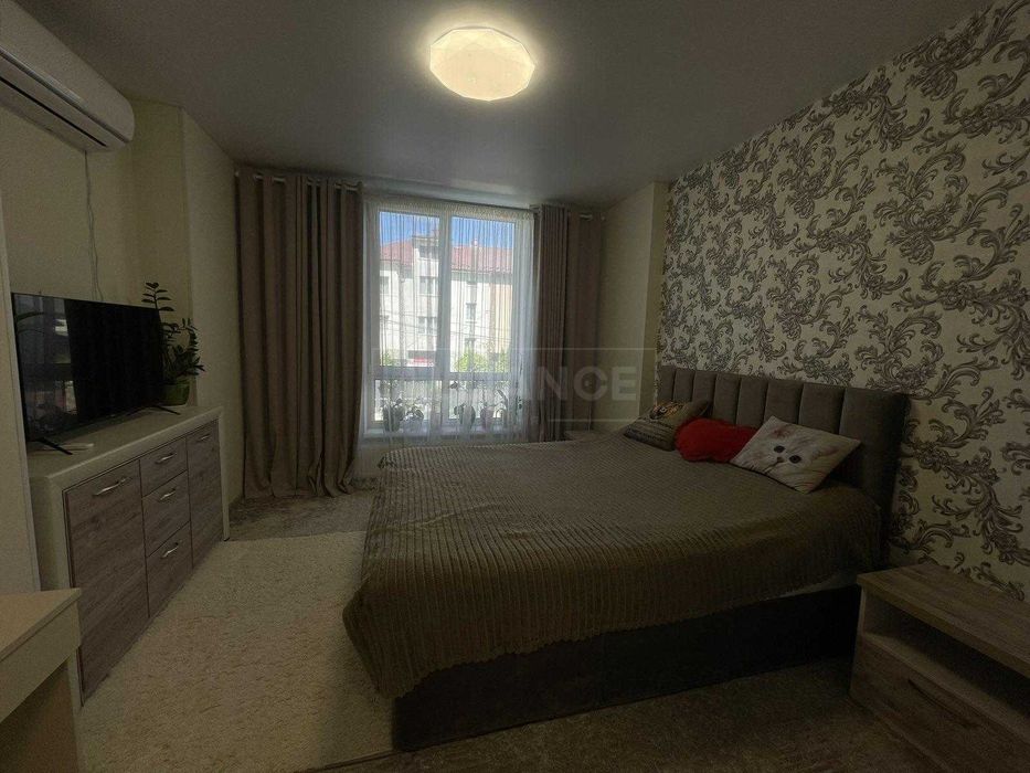 Цікава 3кімнатна квартира в низькоповерховому будинку