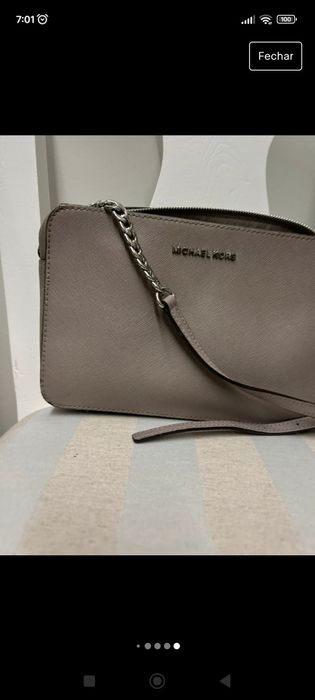 Mala tiracolo original Michael Kors muito bom estado