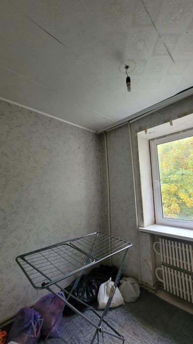 Продам 3х кімнатну на Ворошилівці.