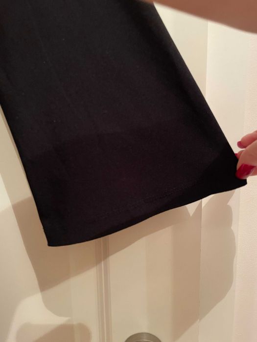 Sukienka Mango minimalistyczna, lekko rozszerzana, retro vibe