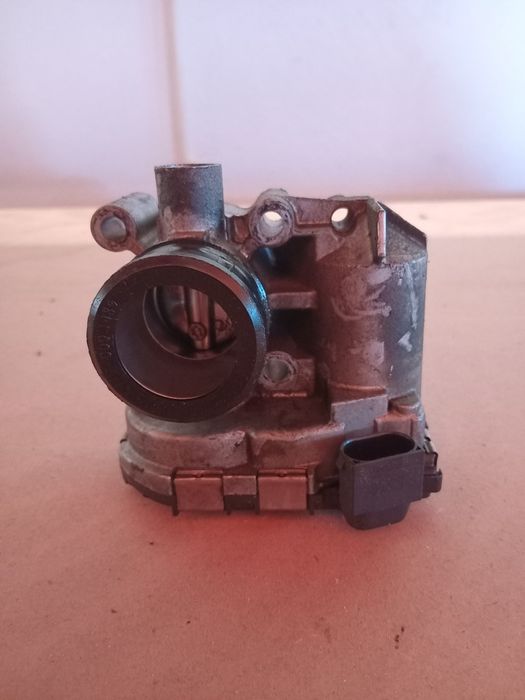 Corpo de admissão smart fortwo 450 gasolina.