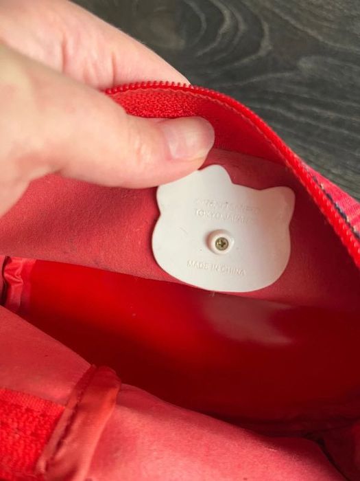 Hello Kitty Sanrio kosmetyczka piórnik