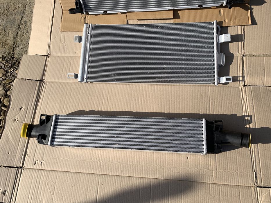 решітка радіатора audi q5 80a