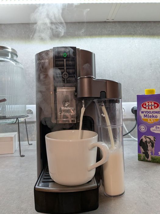 Ekspres Saeco Tchibo Cafissimo Latte – kapsułki, cappuccino, latte, modny kolor MOKKA