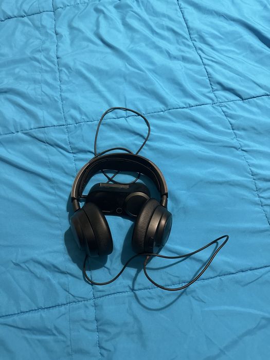 Auscultadores Steelsseries artic nova pro wired