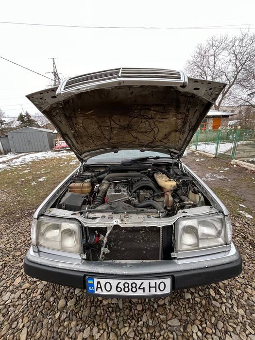 Продам Мерседес 124