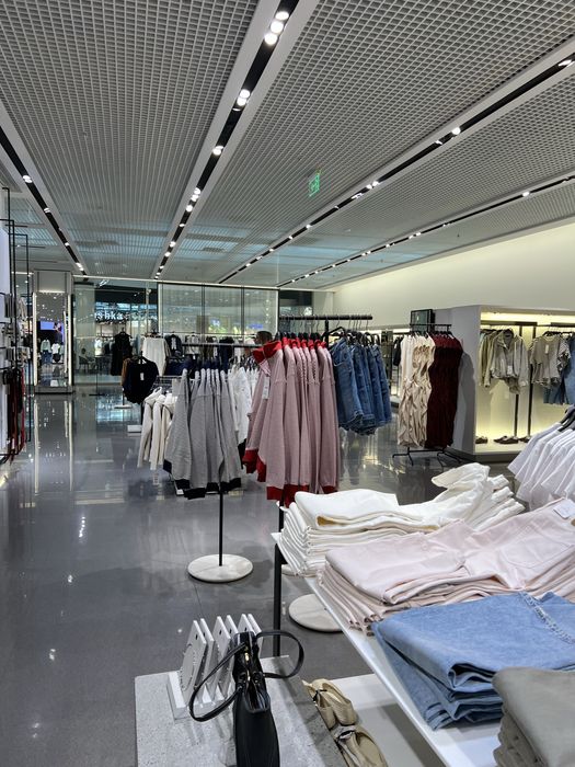 Куплю для вас одяг в Zara!